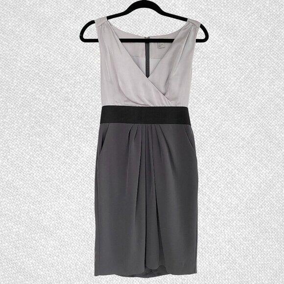 H&M Dresses & Skirts - H&M Sleeveless Elastic Waist Dress Surplice V Neck Two Tone Gray Size 6